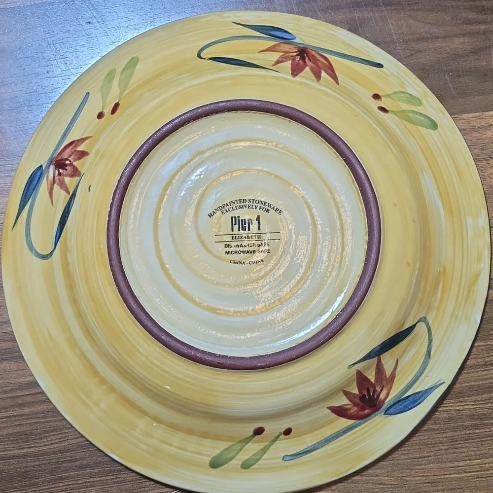 Pier 1 Elizabeth Dinner Plates - Set Of 4